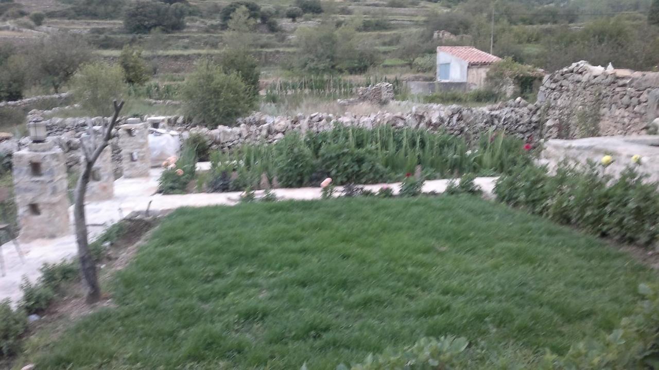 Casa Rural Caseta De L' Hort Vilafranca  Habitación foto